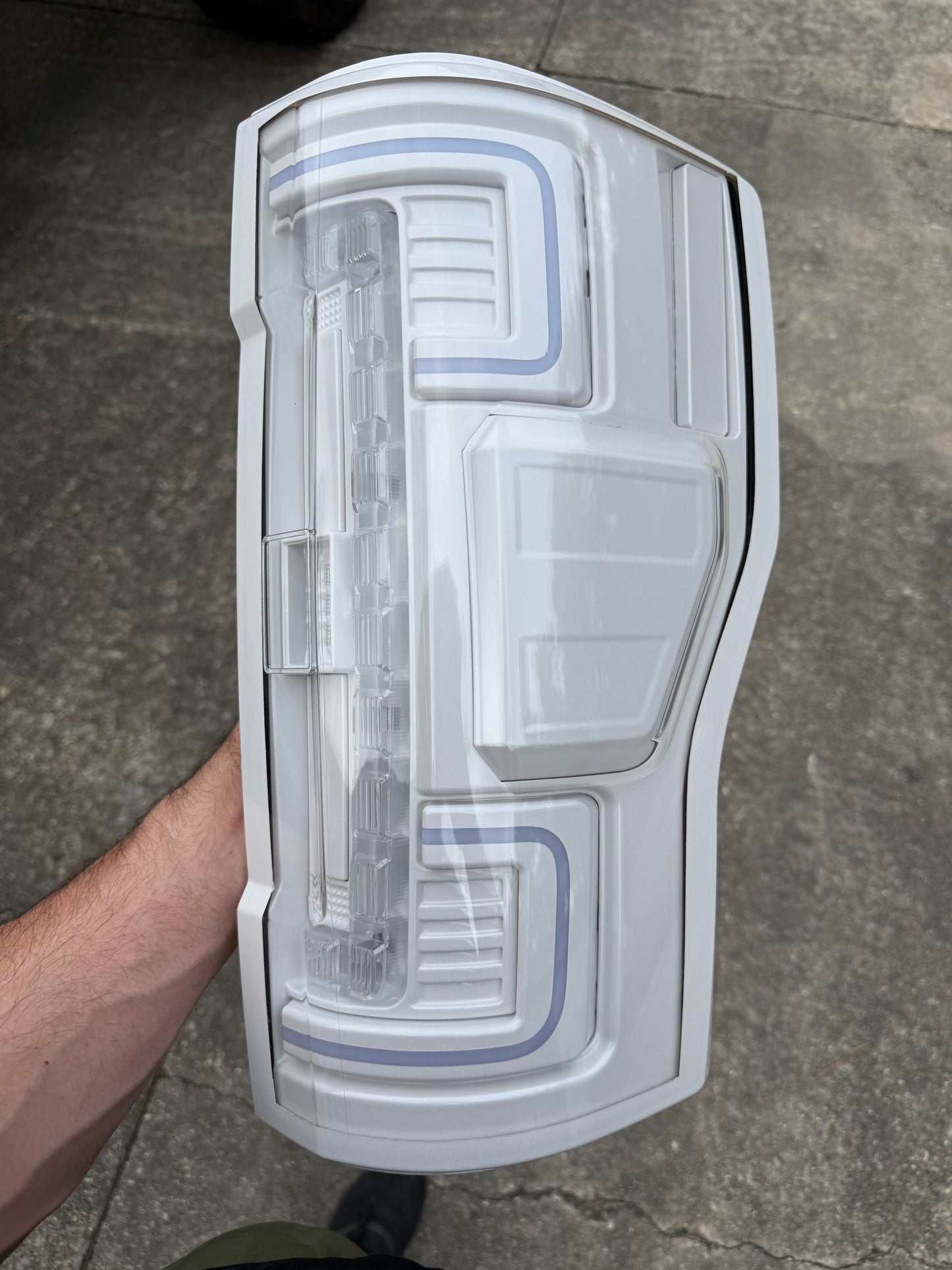 colormatched 17-19 f250 tail lights w/ blind spot